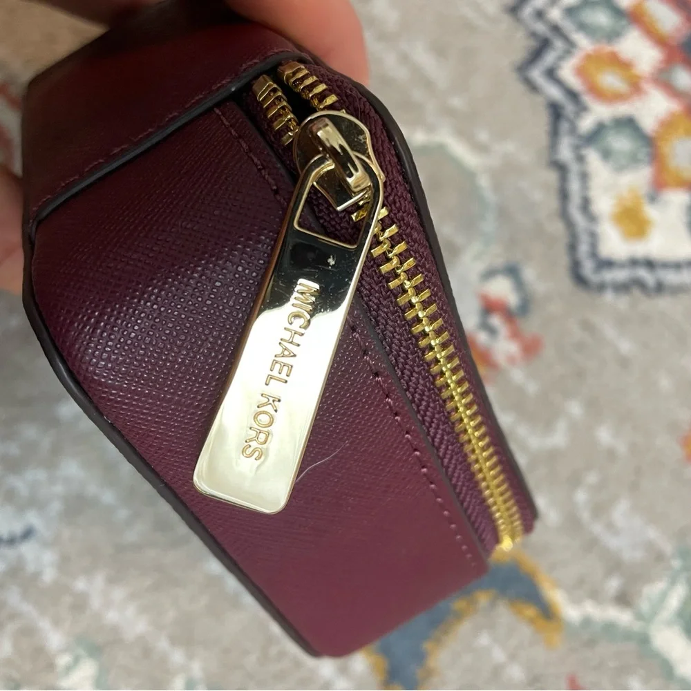 Michael Kors Travel Jewelry Case - Picture 2 of 6